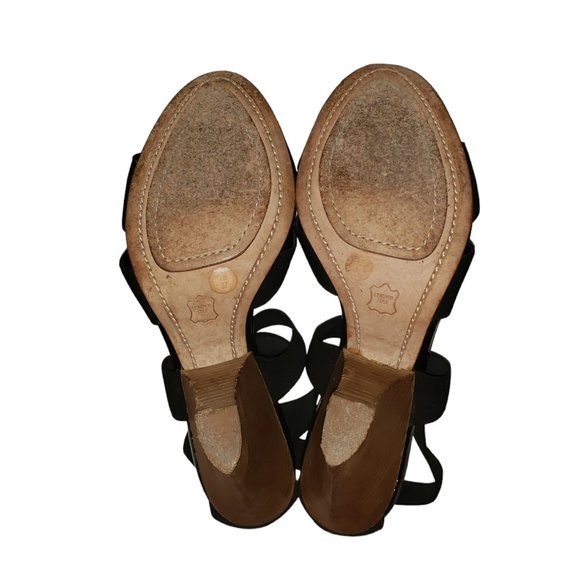 ST5 BCBG Maxazria Black Strappy heels Size 7B - Picture 8 of 9